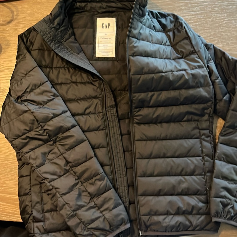 Men’s size small brand new Gap jacket